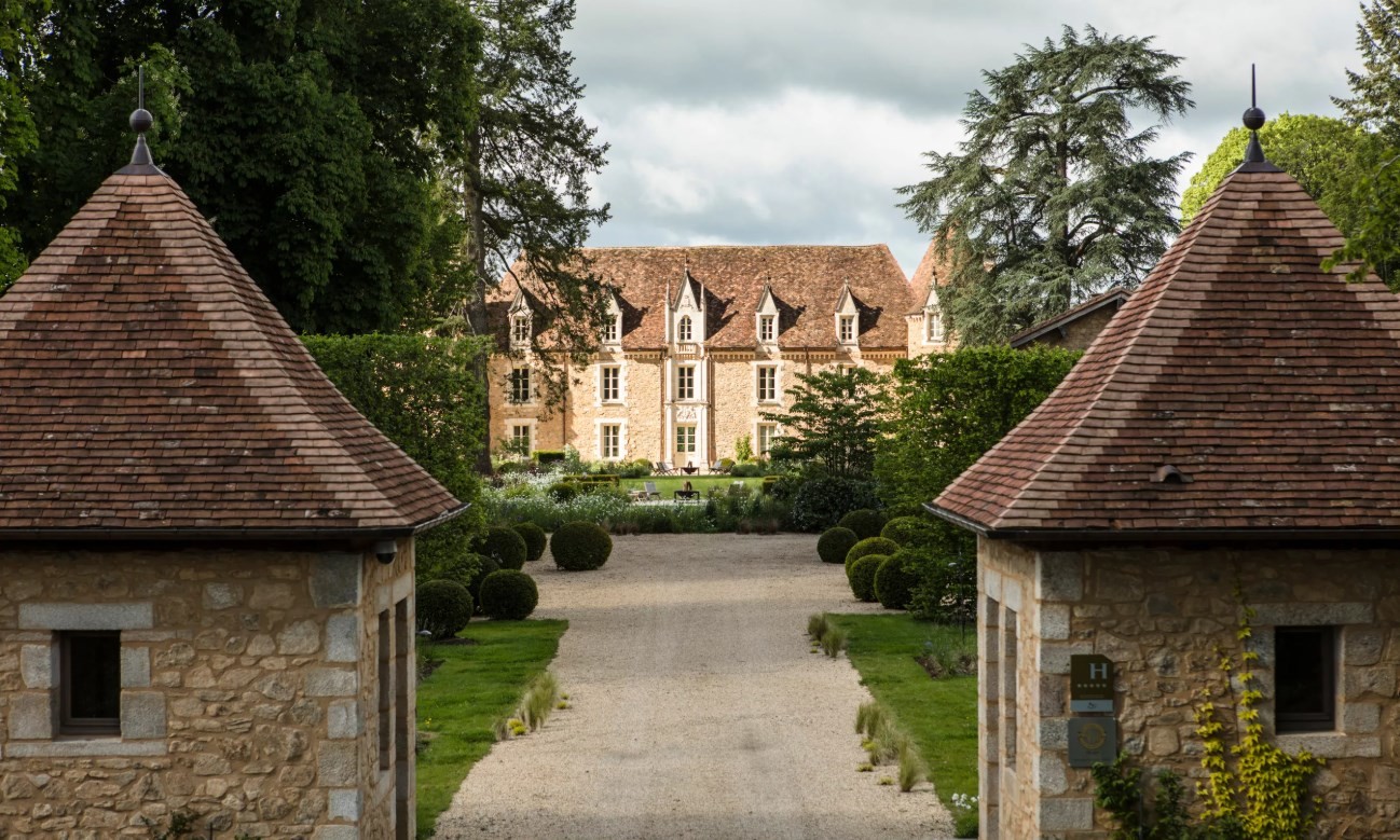 news-main-domaine-des-etangs-reopens-with-new-chef-for-michelin-starred.1591350536.jpg