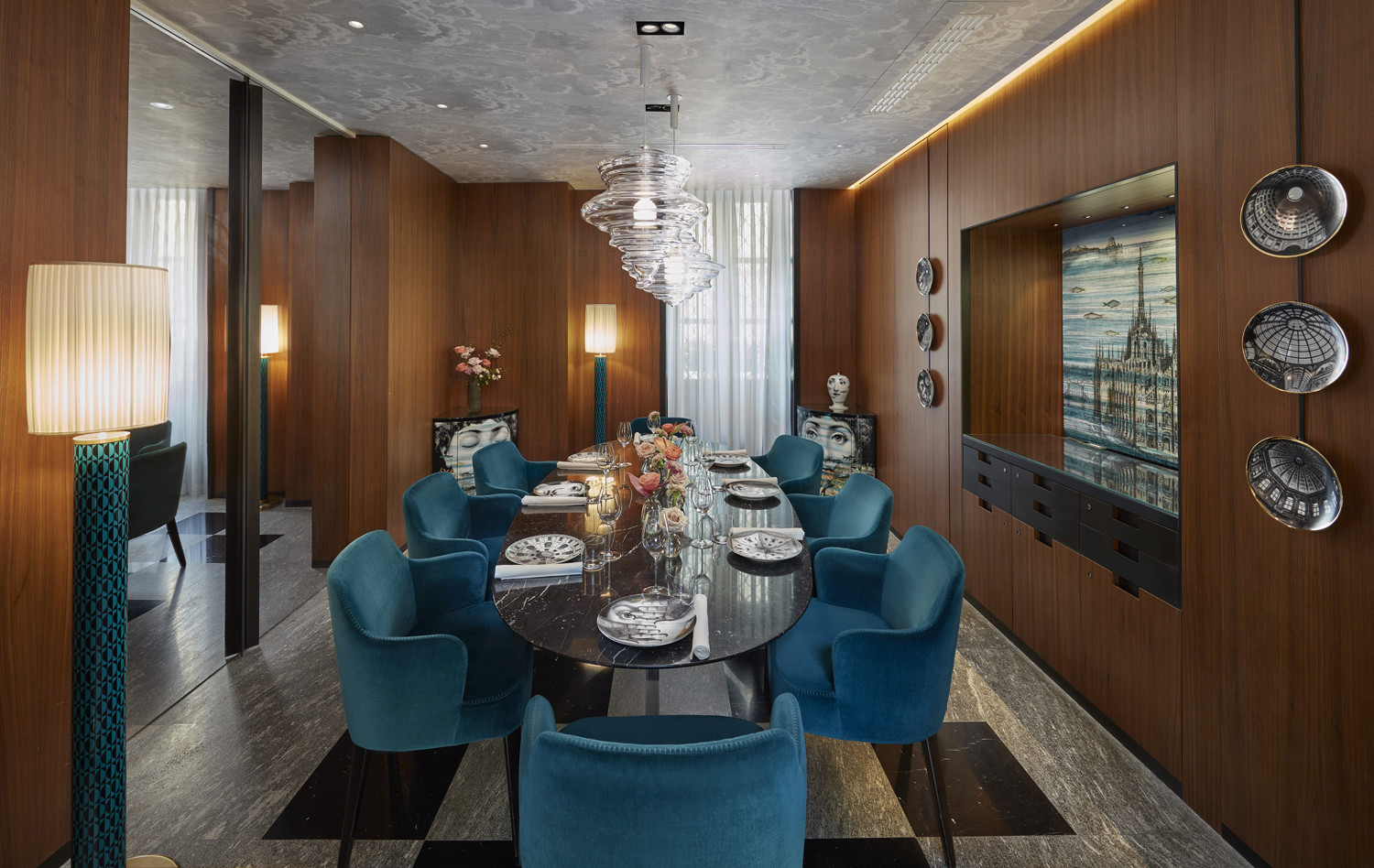 news-main-mandarin-oriental-milan-unveils-duomo-private-dining-room-designed-by-fornasetti.1569400737.jpg