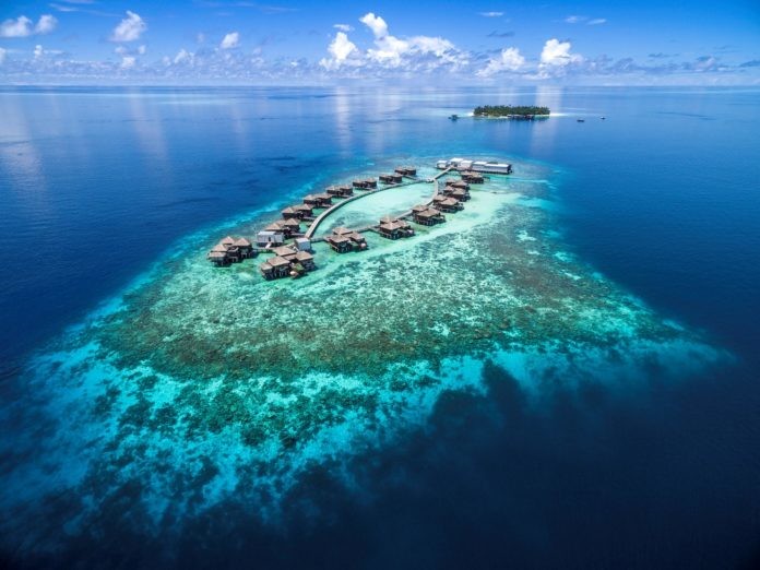 news-main-raffles-maldives-meradhoo-resort-to-open-in-late-2018.1540906988.jpg